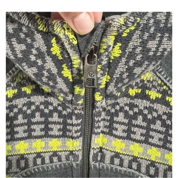 LULULEMON Fair Isle Knit Limited Edition Scuba Hoodie Size 6 — missing size tag - Picture 6 of 10